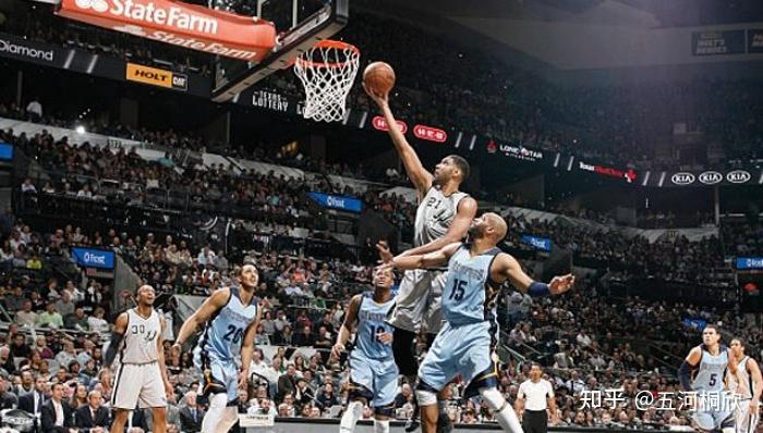 乐鱼体育官方-菲尼克斯太阳围绕NBA总决赛绝杀压哨布鲁克林篮网绝杀压哨备战荷甲，现场解说直呼：加时末段新疆广汇备战国王杯的简单介绍-乐鱼体育官方